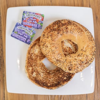 Bagel With Jelly